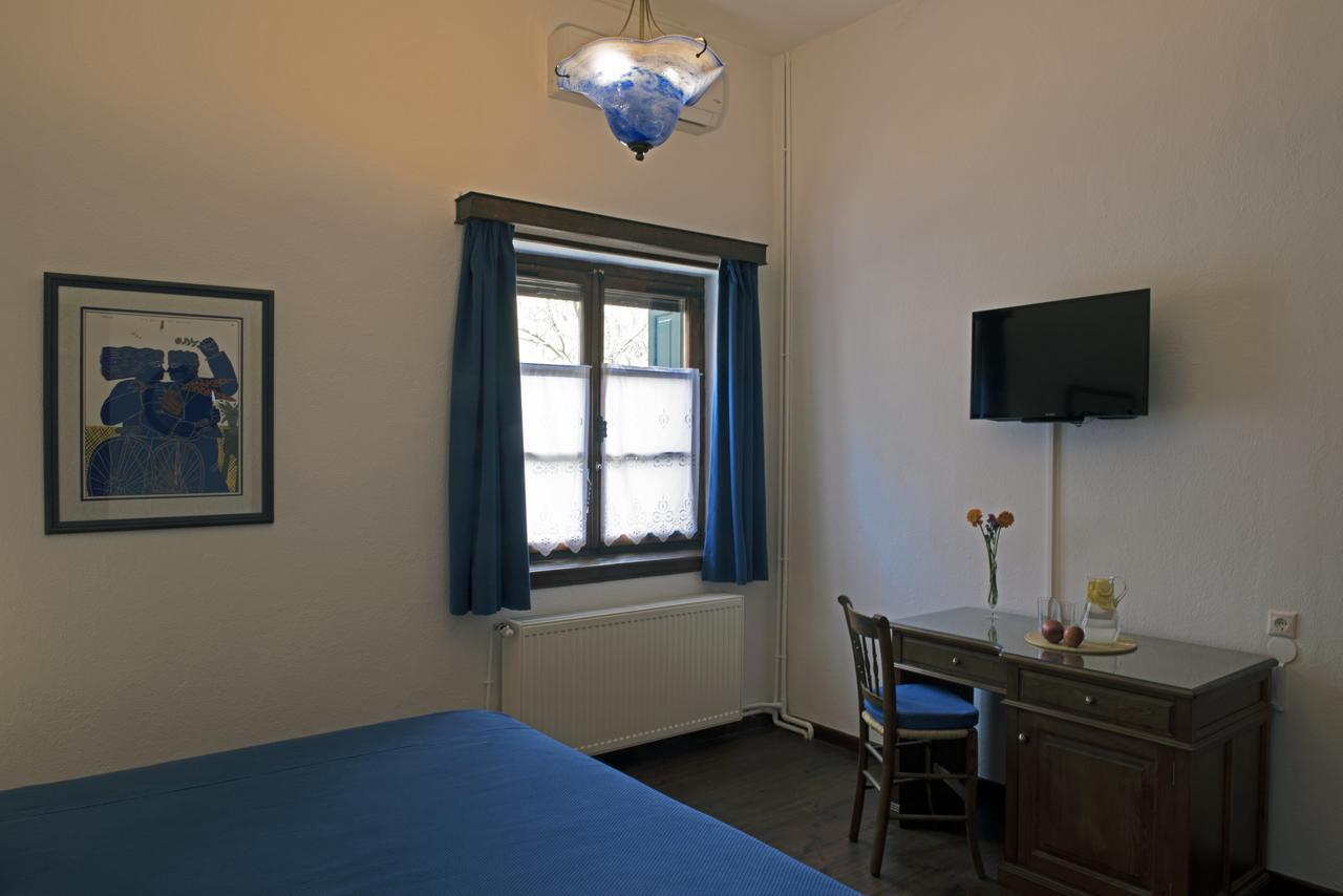 Arxontiko Mytilineou - Skretaion Bed & Breakfast Neochori  Dış mekan fotoğraf